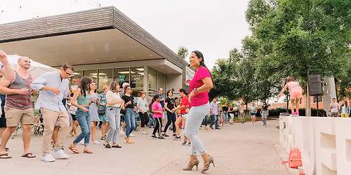 Noches Latinas with Maria Gonzalez and Casa Azul