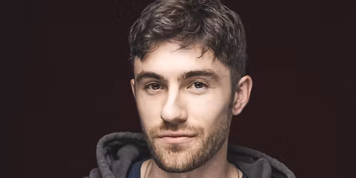 Trixx with Roar Comedy