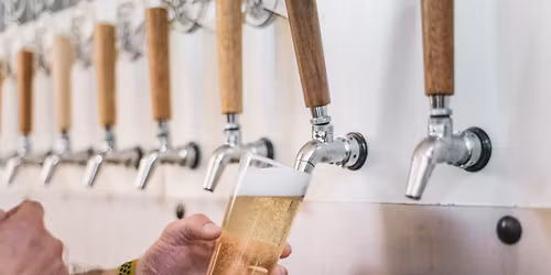 Sunday's at Reubs w\/ DYLLAN FLOYD