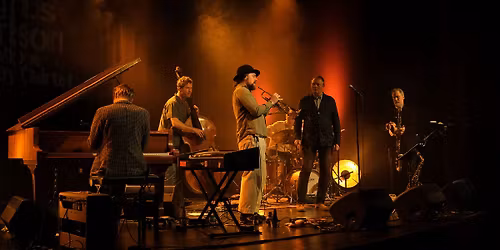 Magnus Carlson & The Moon Ray Quintet