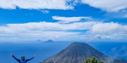 Randos Sicile - Iles \u00e9oliennes -  Volcans Etna, Stromboli  (8 jours) avec 2 guides ! 