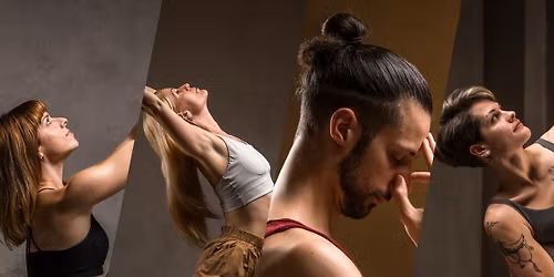 Ny\u00edltnap az Amanaska J\u00f3gast\u00fadi\u00f3ban (ingyenes)