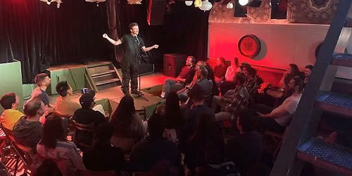 Jokes on the Boat: Stand-Up Comedy in English