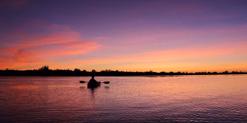 Full Moon\/Sunset Guided Kayak Excursion