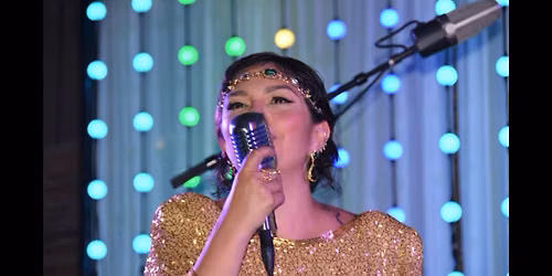Nina Lares: Walk on By - The Music of Dionne Warwick