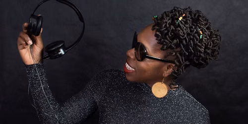 Live Music with DJ Sapphire