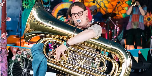 The Fabulous Red Diesel at Pissaros