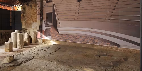 Visita \u2022 Um Teatro Romano por baixo de n\u00f3s