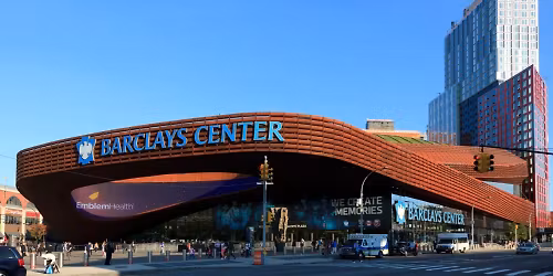 Parking Brooklyn Nets at Phoenix Suns