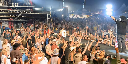 Country Thunder (Thursday Pass)