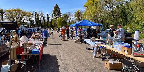 JEDEN FREITAG ab M\u00e4rz 2025 FLOHMARKT (au\u00dfer Feiertage) VFB-Parkplatz in 76229 Karlsruhe-Gr\u00f6tzingen !