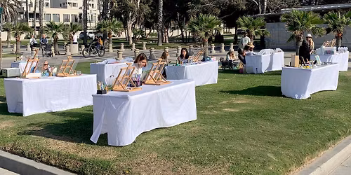 Free Art Workshop @ Sunday 10am-4pm