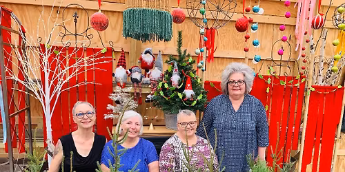 Tree Top\/ Winter Container