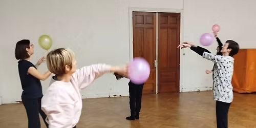 \u00ab KIN\u00c9SPH\u00c8RE \u00bb : espaces personnels, espace partag\u00e9 - Atelier ponctuel de mouvement