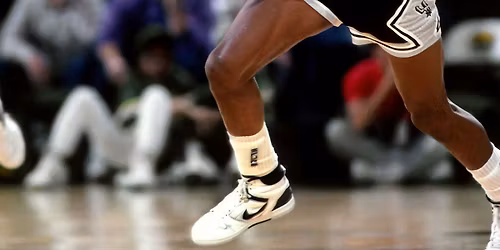 Alvin Robertson appearance at the San Antonio TX Card Show