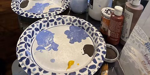 Sunday Paint N Sip with Nussara