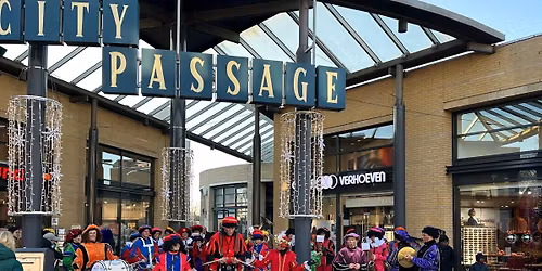 Optreden VMK Pietenorkest in het Citycentrum