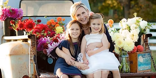 Phelps-Hatheway School of Floral Arts | Dahlias with Julie Harrison of Willow View Farm