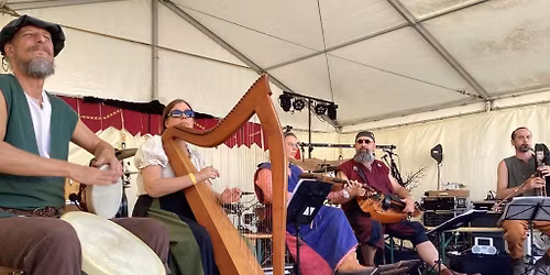 Historische Tanztaverne mit Trollferd