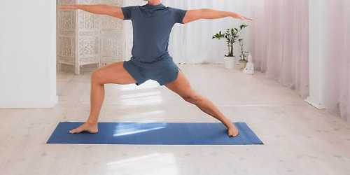 Yoga f\u00f6r m\u00e4n \u2013 Niv\u00e5 1: Bygg styrka, r\u00f6rlighet & b\u00e4ttre teknik