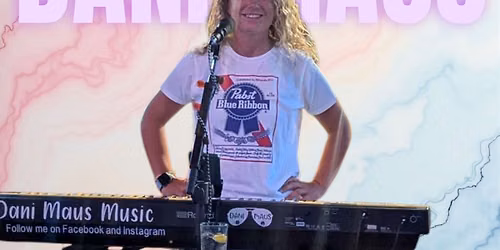 Dani Maus @ Titletown Village 