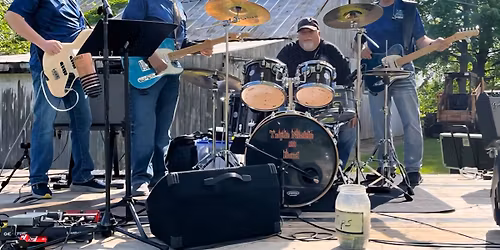 Fairborn Moose New Years Eve Party for Members and Qualified guest.