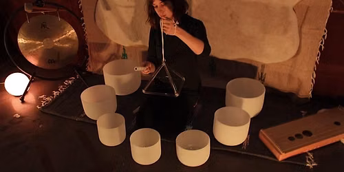 Friday Evening Sound Bath at Silverlake Yoga