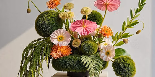 Atelier floral : Composition de plantes avec cr\u00e9ation de support