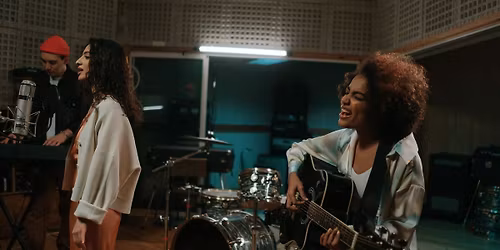 \ud83c\udf0d Hoe klinkt onze wijk?