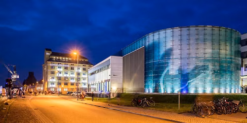 Tour durch den Wissenschaftshafen