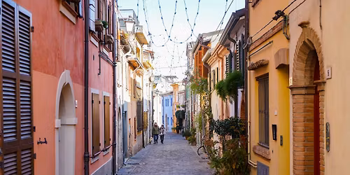 I murales del Borgo raccontati dall'artista