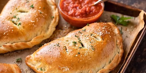 Pizza & Calzone Workshop: Mastering Scratch Dough & Classic Fillings