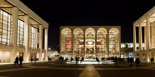 Parking Metropolitan Opera - Carmen