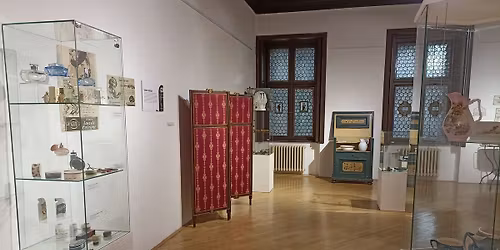 Komentovan\u00e1 prohl\u00eddka v\u00fdstavy K \u010distot\u011b i p\u016fvabu