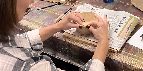 CLASS SERIES: Intro to Handbuilding (Ages 16+)