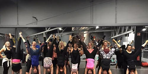 (3 vikaa paikkaa) K\u00e4sill\u00e4seisonta + Liikkuvuusworkshop Kunnonsali \/Kuopio