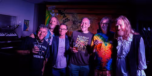 Gallivanting down the Grove