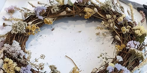 Summer dried flower wreath workshop