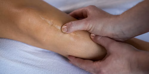 CE- Knee Replacement Therapy 