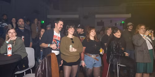 R\u00d8DE House Happy Hour | House of Songs