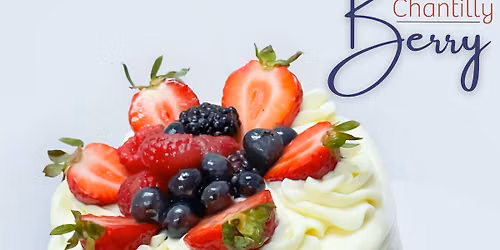 Berry Chantilly Cake Class