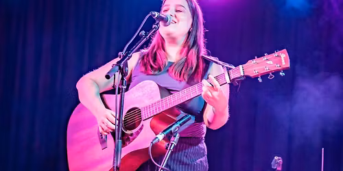 Live Music- Holly Morwenna