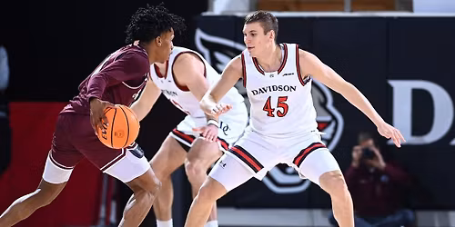Parking Davidson Wildcats at La Salle Explorers Womens Basketball