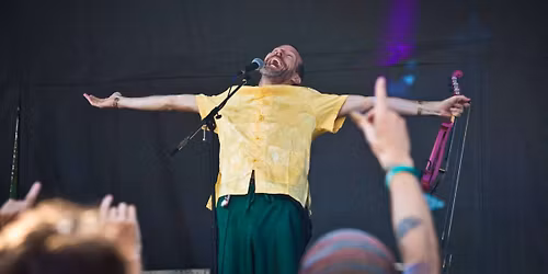 Dixon\u2019s Violin live in Paw Paw \/ Lucky Wolf