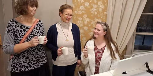 Toivon tarinoita -kahvila. Aiheena: rakkaus