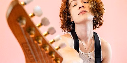 Raine Stern