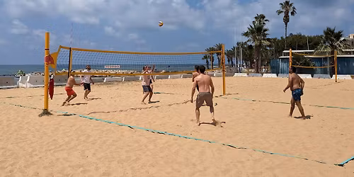 Beach Volley 10.30!!