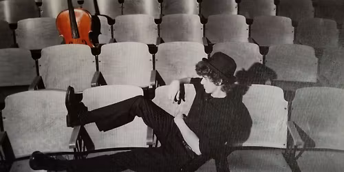 Sam Day LIVE @ Darkbird Taphouse