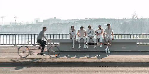 Les Touristes & Vocabular