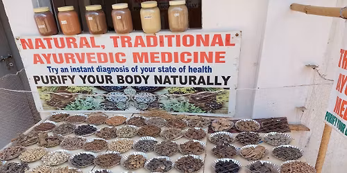 Ayurveda \u00f6ljyhierontakurssi